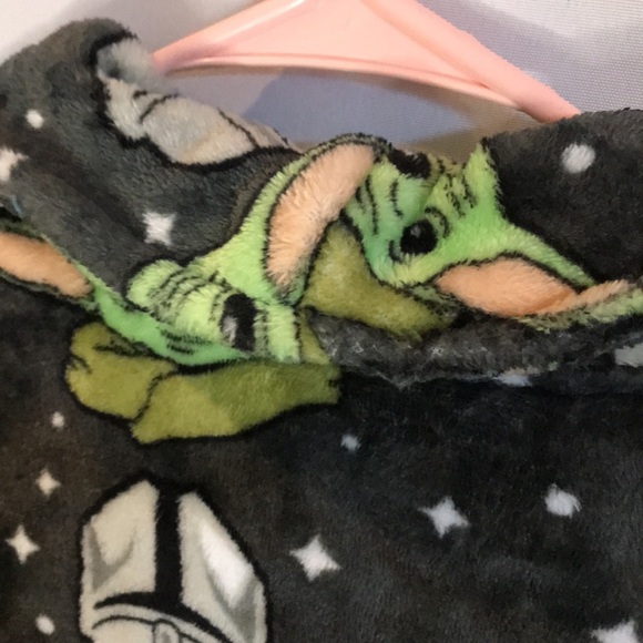 StarWars the Mandalorian Grogu Baby Yoda unisex kids plush soft robe size 8/10 - Picture 8 of 13